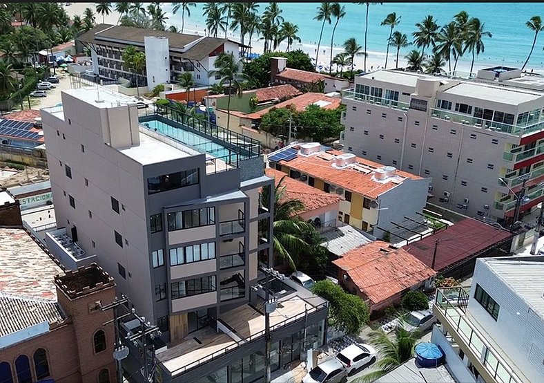 A 50m do mar no centro de Porto de Galinhas.